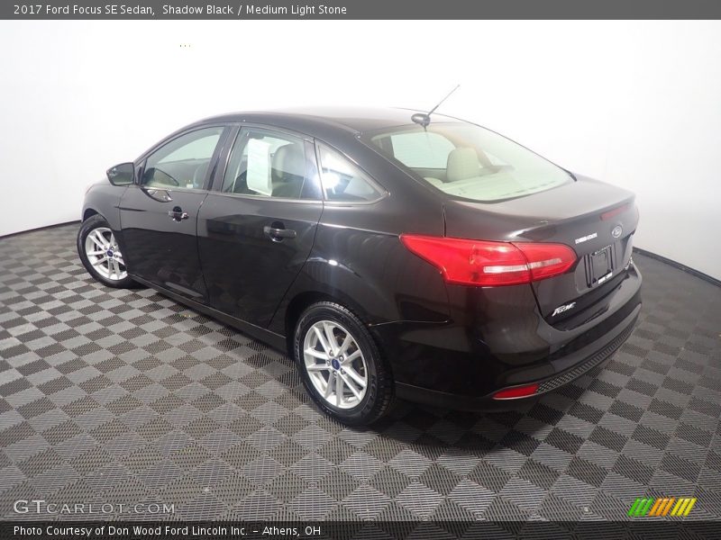 Shadow Black / Medium Light Stone 2017 Ford Focus SE Sedan