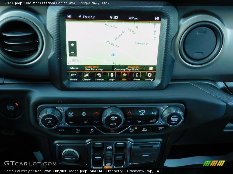 Sting-Gray / Black 2021 Jeep Gladiator Freedom Edition 4x4