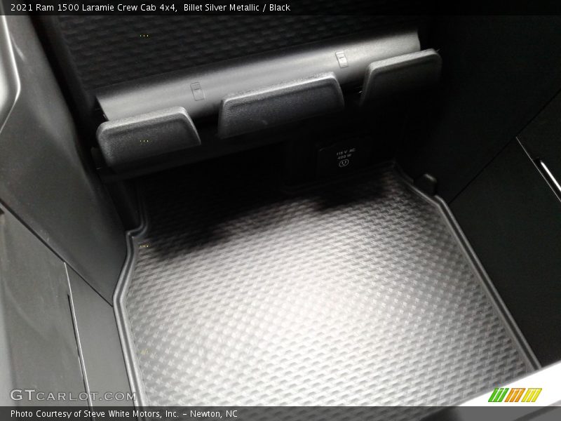Billet Silver Metallic / Black 2021 Ram 1500 Laramie Crew Cab 4x4