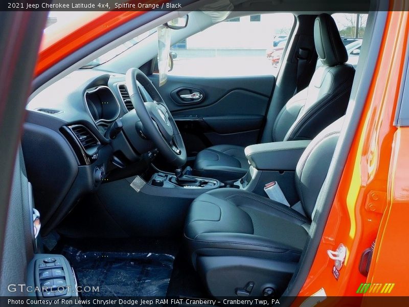Spitfire Orange / Black 2021 Jeep Cherokee Latitude 4x4