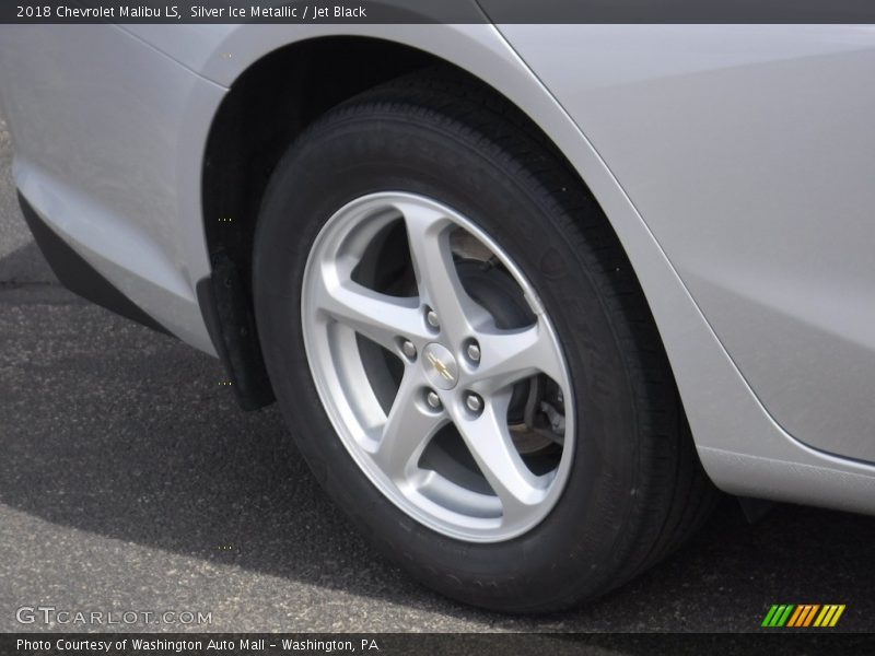 Silver Ice Metallic / Jet Black 2018 Chevrolet Malibu LS