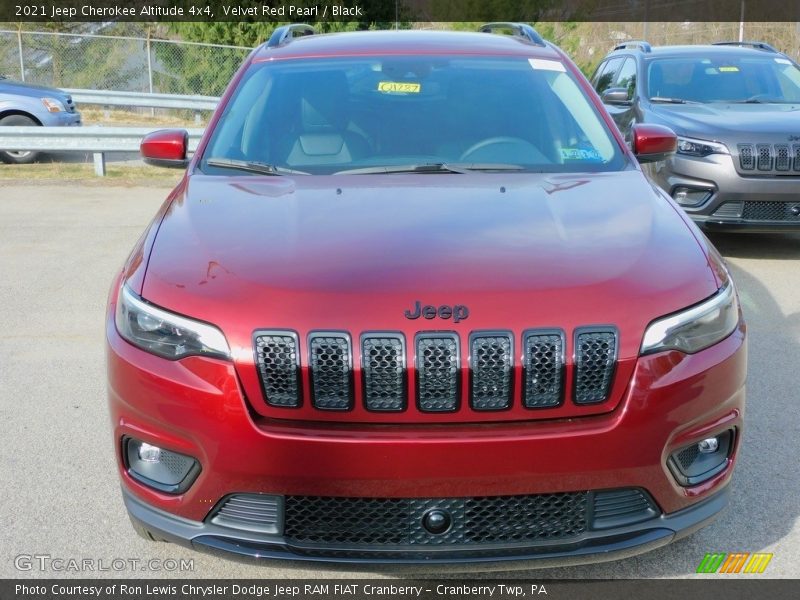 Velvet Red Pearl / Black 2021 Jeep Cherokee Altitude 4x4