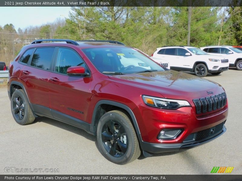 Velvet Red Pearl / Black 2021 Jeep Cherokee Altitude 4x4