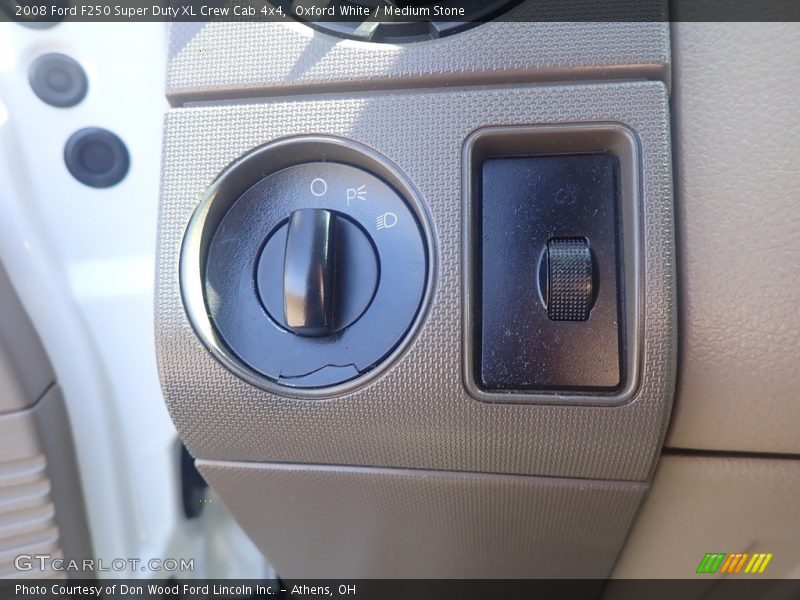 Oxford White / Medium Stone 2008 Ford F250 Super Duty XL Crew Cab 4x4