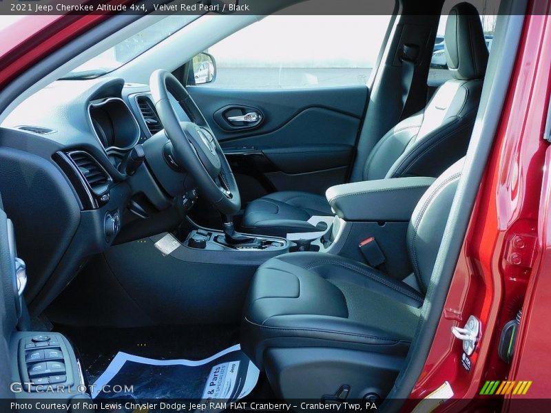 Velvet Red Pearl / Black 2021 Jeep Cherokee Altitude 4x4