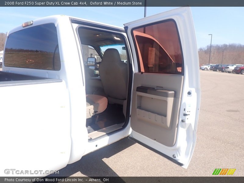 Oxford White / Medium Stone 2008 Ford F250 Super Duty XL Crew Cab 4x4