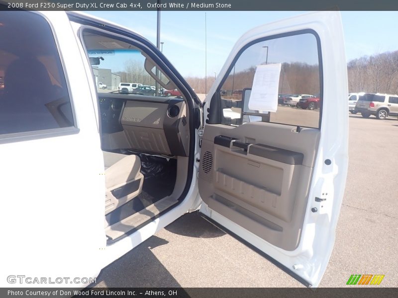 Oxford White / Medium Stone 2008 Ford F250 Super Duty XL Crew Cab 4x4