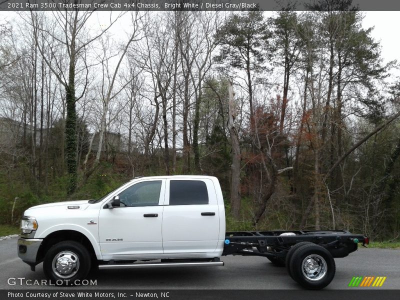 Bright White / Diesel Gray/Black 2021 Ram 3500 Tradesman Crew Cab 4x4 Chassis