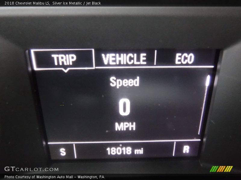 Silver Ice Metallic / Jet Black 2018 Chevrolet Malibu LS