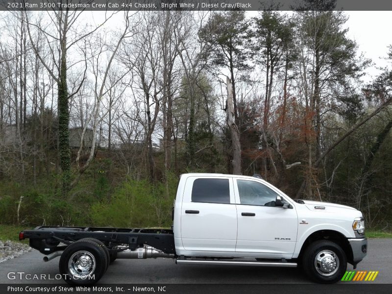 Bright White / Diesel Gray/Black 2021 Ram 3500 Tradesman Crew Cab 4x4 Chassis