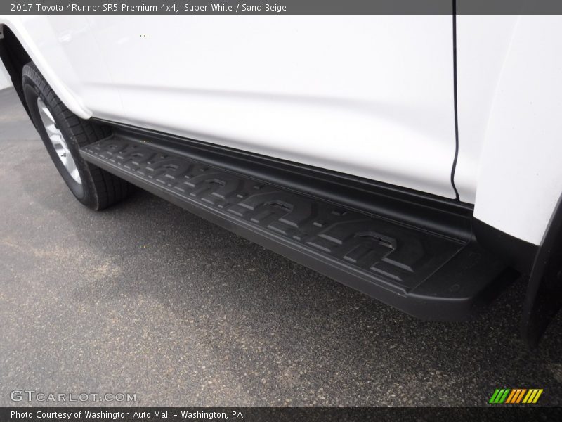 Super White / Sand Beige 2017 Toyota 4Runner SR5 Premium 4x4