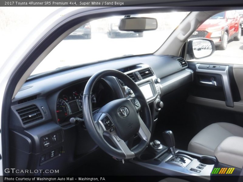Super White / Sand Beige 2017 Toyota 4Runner SR5 Premium 4x4