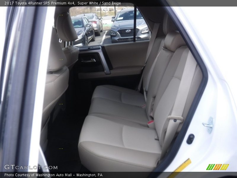 Super White / Sand Beige 2017 Toyota 4Runner SR5 Premium 4x4