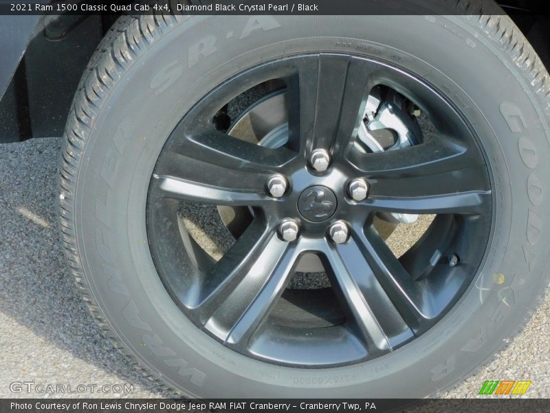 Diamond Black Crystal Pearl / Black 2021 Ram 1500 Classic Quad Cab 4x4