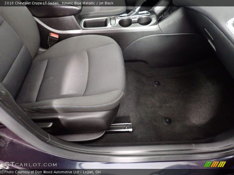 Kinetic Blue Metallic / Jet Black 2016 Chevrolet Cruze LT Sedan