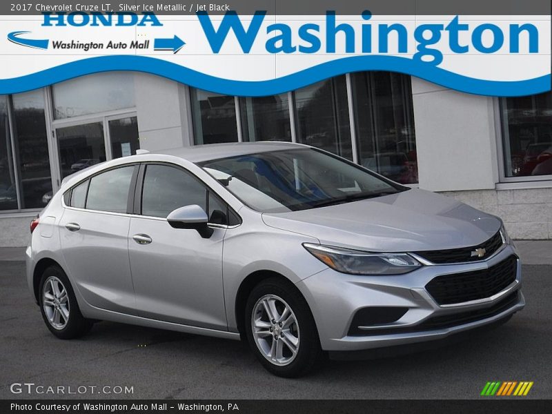 Silver Ice Metallic / Jet Black 2017 Chevrolet Cruze LT