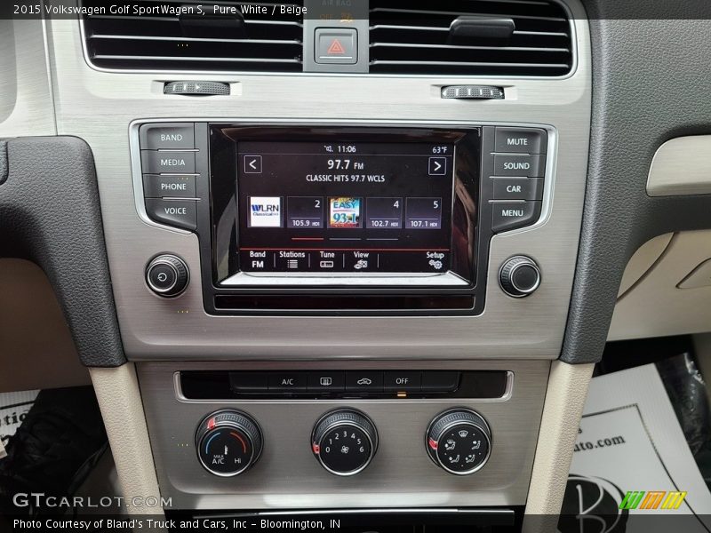 Pure White / Beige 2015 Volkswagen Golf SportWagen S