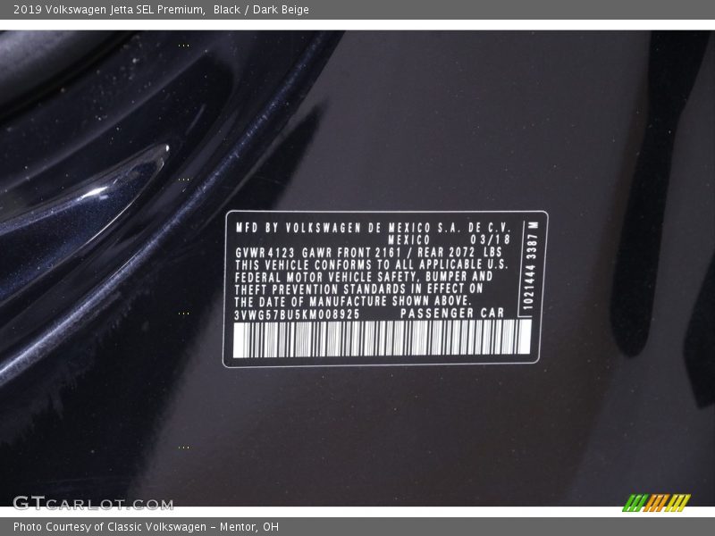 Black / Dark Beige 2019 Volkswagen Jetta SEL Premium