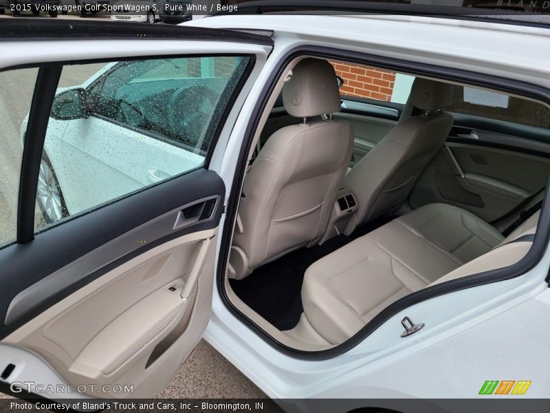 Pure White / Beige 2015 Volkswagen Golf SportWagen S