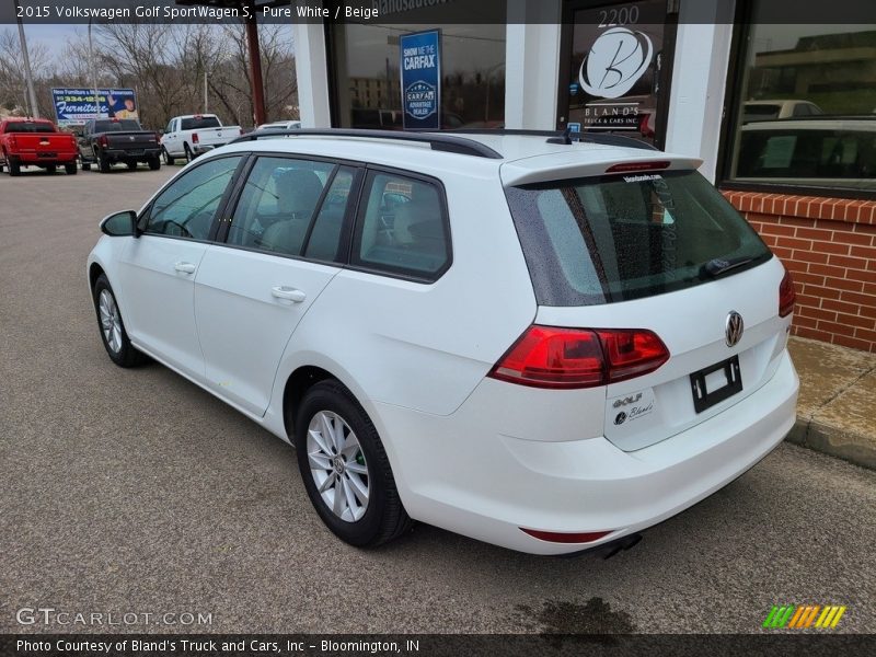 Pure White / Beige 2015 Volkswagen Golf SportWagen S