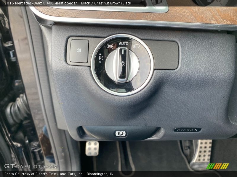 Controls of 2016 E 400 4Matic Sedan