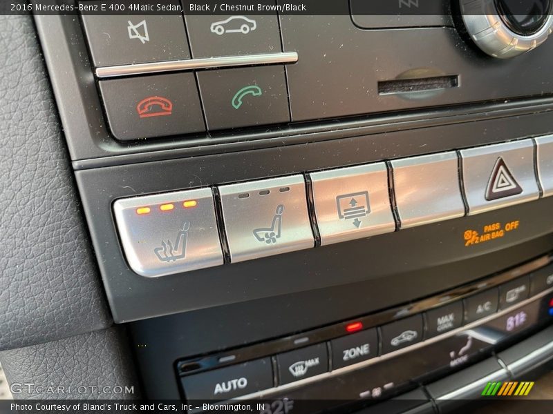 Controls of 2016 E 400 4Matic Sedan