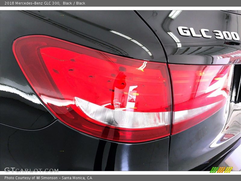 Black / Black 2018 Mercedes-Benz GLC 300