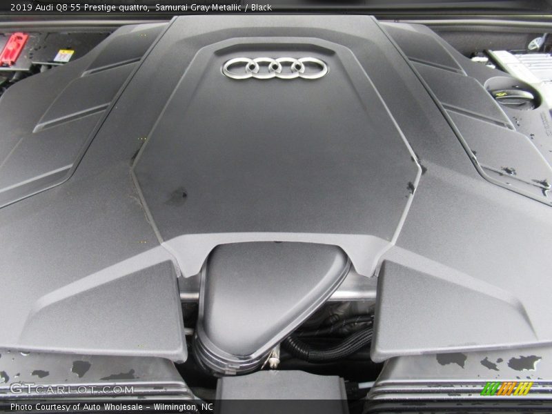 Samurai Gray Metallic / Black 2019 Audi Q8 55 Prestige quattro