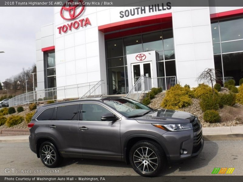 Predawn Gray Mica / Black 2018 Toyota Highlander SE AWD