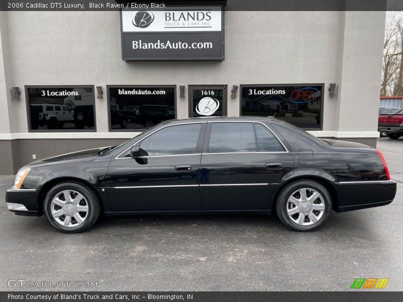 Black Raven / Ebony Black 2006 Cadillac DTS Luxury