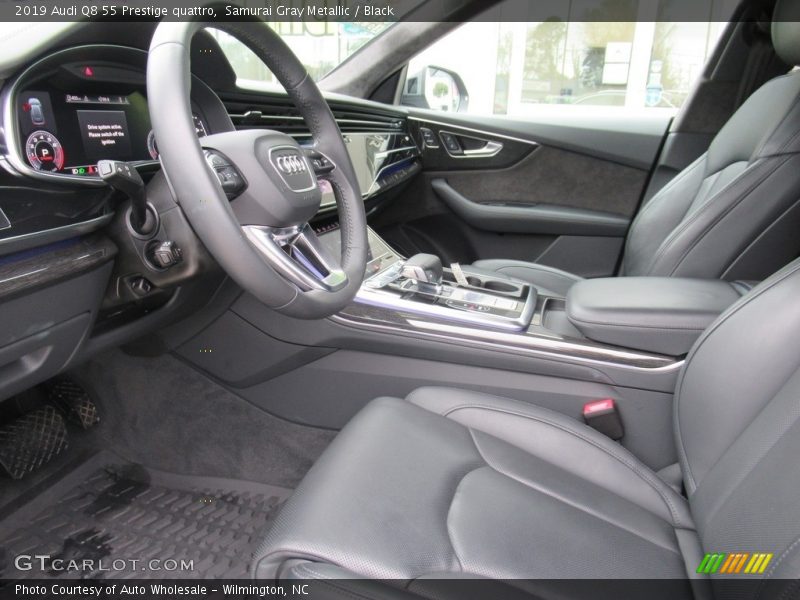 Samurai Gray Metallic / Black 2019 Audi Q8 55 Prestige quattro