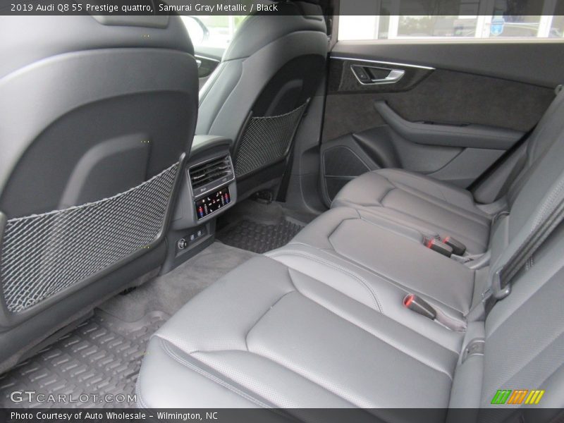 Samurai Gray Metallic / Black 2019 Audi Q8 55 Prestige quattro