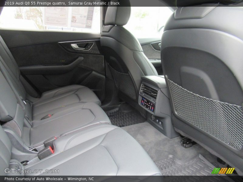Samurai Gray Metallic / Black 2019 Audi Q8 55 Prestige quattro