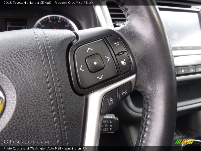 Predawn Gray Mica / Black 2018 Toyota Highlander SE AWD