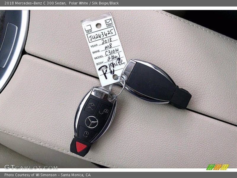Polar White / Silk Beige/Black 2018 Mercedes-Benz C 300 Sedan