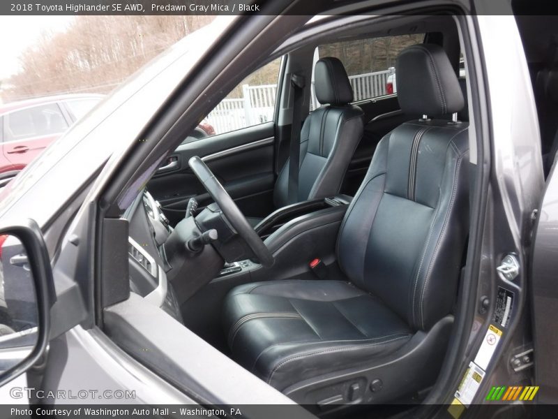 Predawn Gray Mica / Black 2018 Toyota Highlander SE AWD