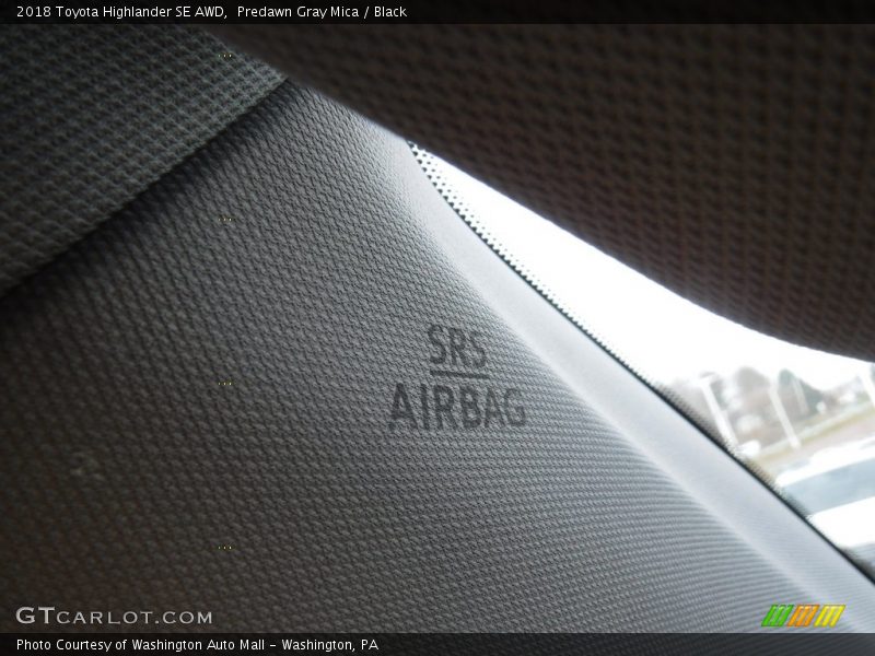 Predawn Gray Mica / Black 2018 Toyota Highlander SE AWD
