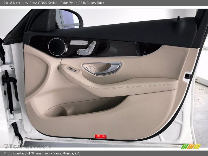 Polar White / Silk Beige/Black 2018 Mercedes-Benz C 300 Sedan