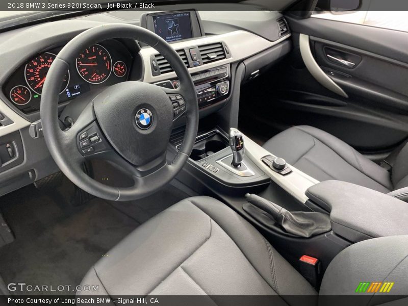 Jet Black / Black 2018 BMW 3 Series 320i Sedan