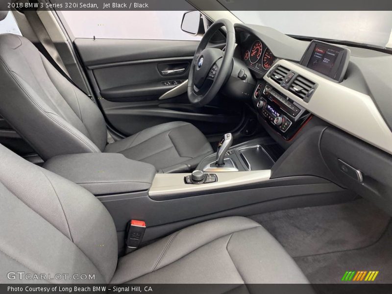 Jet Black / Black 2018 BMW 3 Series 320i Sedan