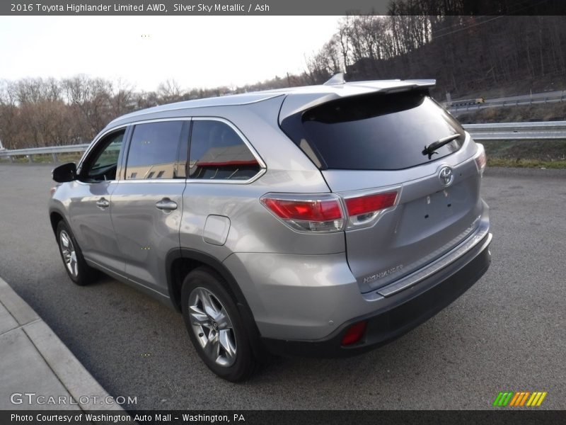 Silver Sky Metallic / Ash 2016 Toyota Highlander Limited AWD
