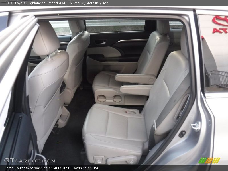 Silver Sky Metallic / Ash 2016 Toyota Highlander Limited AWD