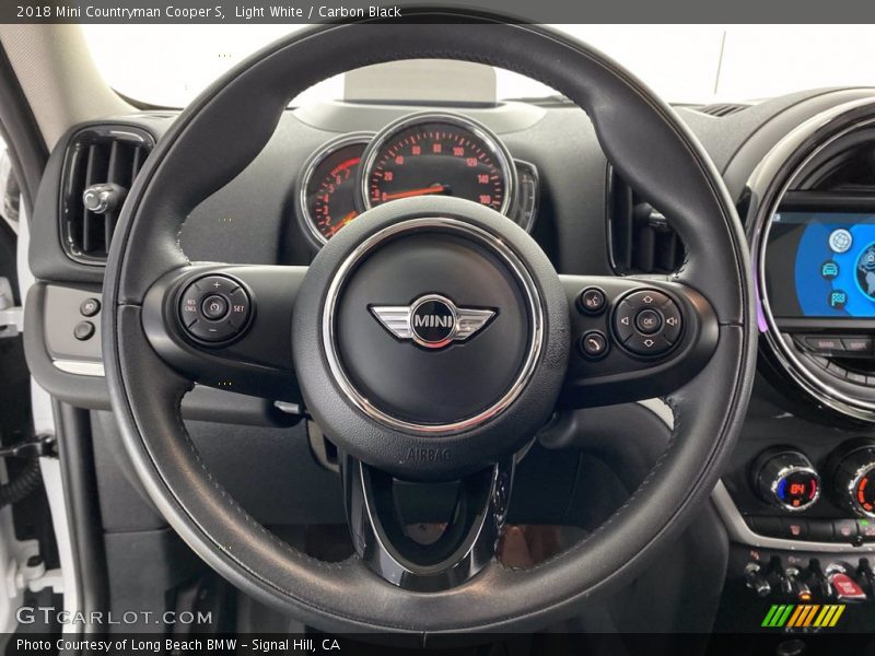 Light White / Carbon Black 2018 Mini Countryman Cooper S