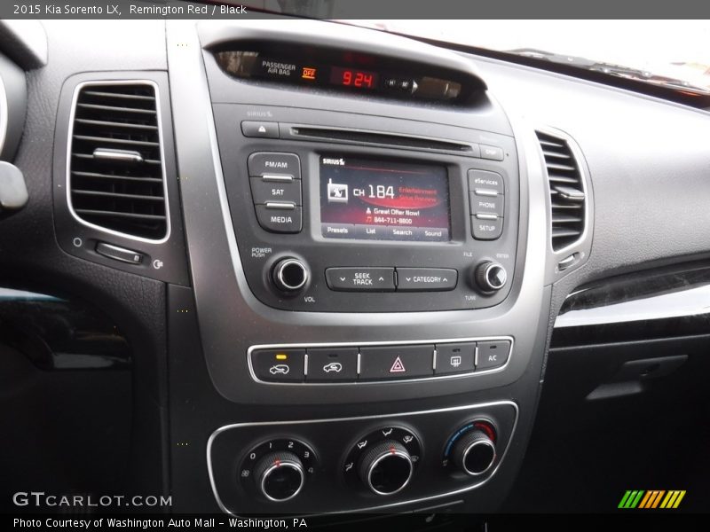 Remington Red / Black 2015 Kia Sorento LX