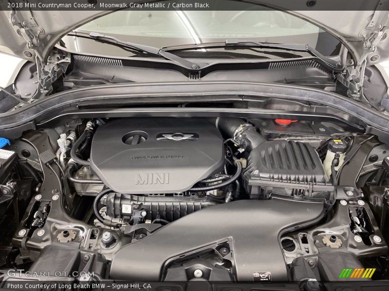 Moonwalk Gray Metallic / Carbon Black 2018 Mini Countryman Cooper