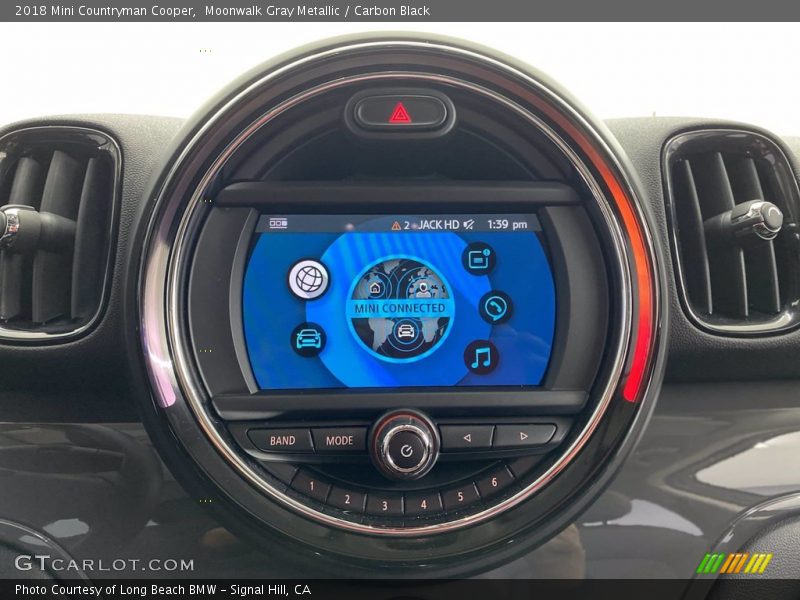 Moonwalk Gray Metallic / Carbon Black 2018 Mini Countryman Cooper