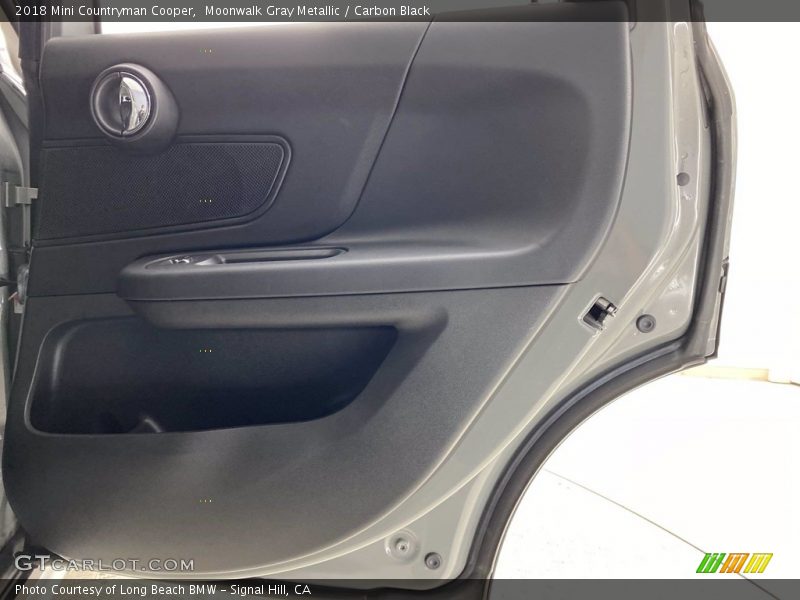 Moonwalk Gray Metallic / Carbon Black 2018 Mini Countryman Cooper