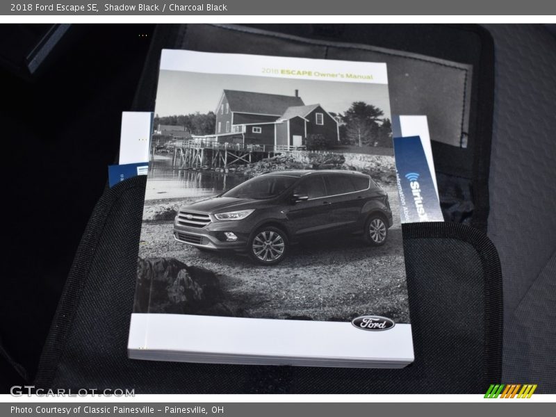 Shadow Black / Charcoal Black 2018 Ford Escape SE