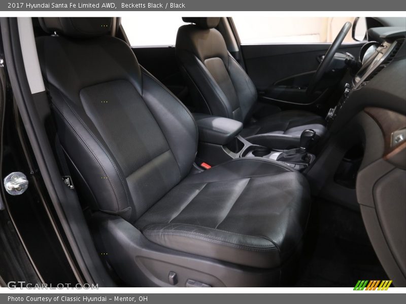 Becketts Black / Black 2017 Hyundai Santa Fe Limited AWD