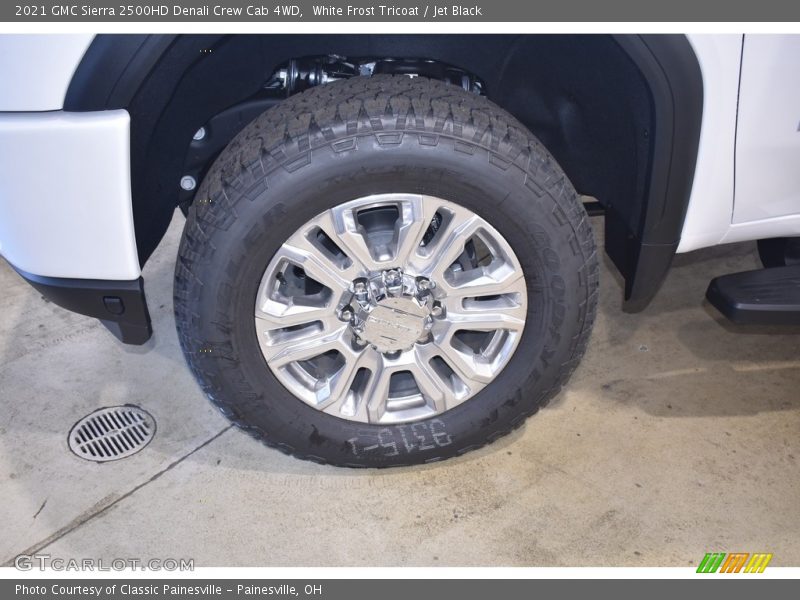 White Frost Tricoat / Jet Black 2021 GMC Sierra 2500HD Denali Crew Cab 4WD